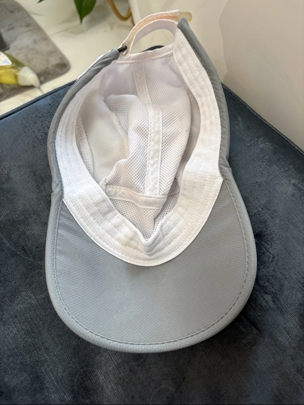 Fabletics Performance Baseball Cap - Picture 5 of 5